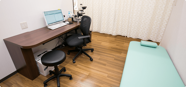 医療法人社団 山河会 足立皮ふ科（旧つつじ皮フ科）｜伊丹市のオアシスタウン伊丹鴻池内 クリニックモールにある皮膚科